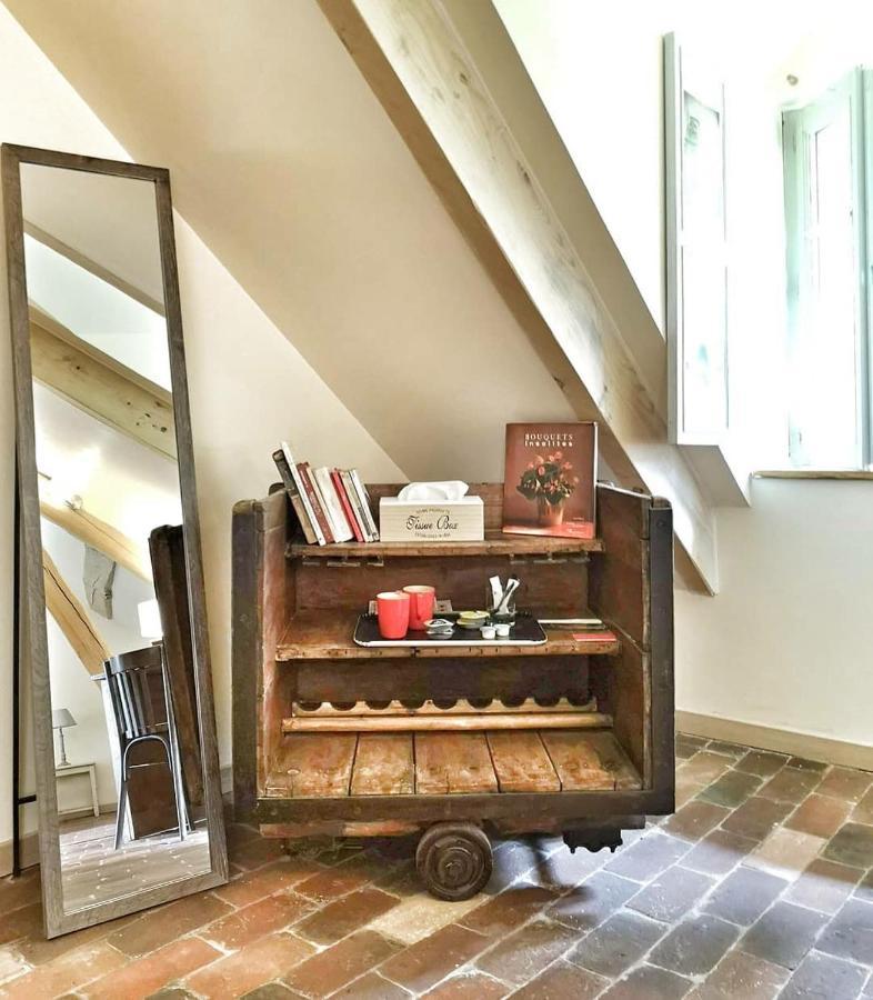 Mézilles Le Moulin De Corneil B&B 외부 사진