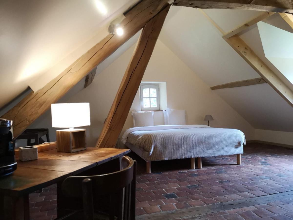Mézilles Le Moulin De Corneil B&B 외부 사진