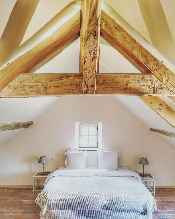 Mézilles Le Moulin De Corneil B&B 외부 사진